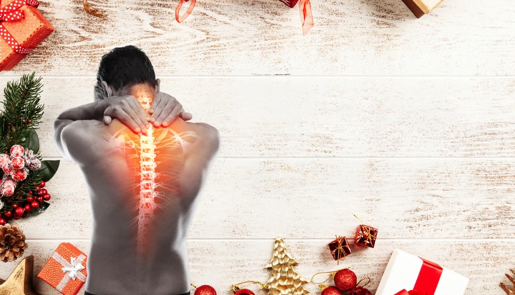 Shoppers Shoulder, Bauble Back, Present Pain – How to avoid back pain this Christmas